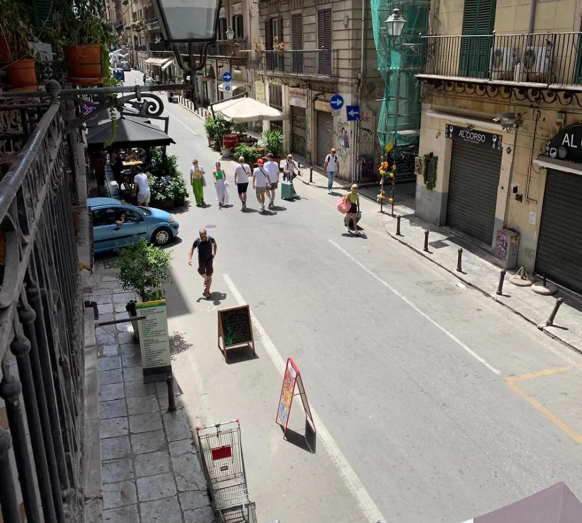 La Casetta Sul Corso Palerme 0*,